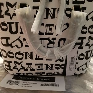 Dooney and bourke Zipzip